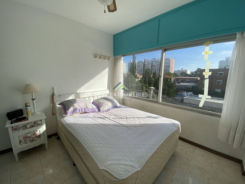 Apartamento En La Pastora - Punta Del Este- Ref: 6519