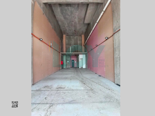 Local Comercial En Arriendo 100m2. Ñuñoa. Metro Irarrazaval.