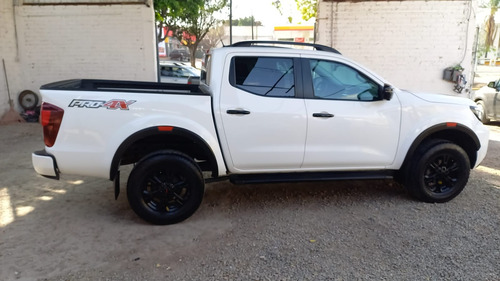 Nissan Frontier 4.0 Pro-4x V6 4x4 At