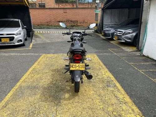 Bajaj Platino 125 2023