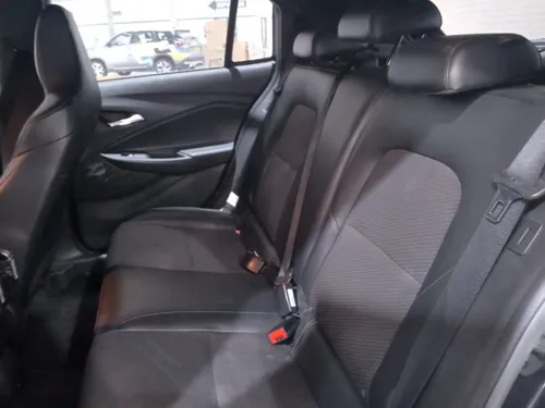 Chevrolet Onix 1.0T