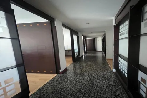 Oficina En Arriendo/venta En Chico Norte. Cod A7222