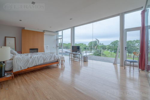 Casa En Venta En La Lucila-libertador/rio