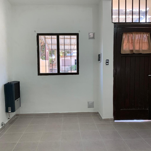 Imagen 3 de 10 de Casa En Carlos Paz Usd 35000