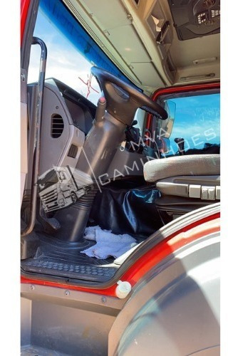 Imagem 9 de 12 de Caminhão Mercedes 2040 - 4x2 T
