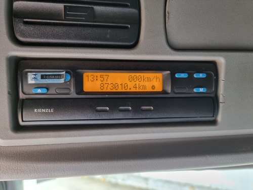 Imagem 10 de 15 de Caminhão Mb Axor 2544 S - Ano 2010
