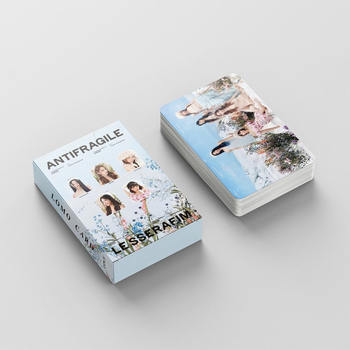 Le Sserafim: Antifragile Photocards
