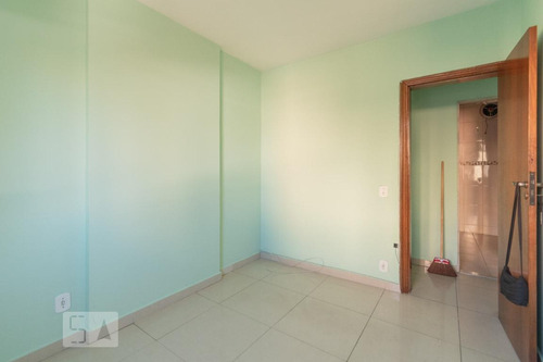 Imagem 12 de 15 de Apartamento Para Aluguel - Centro, 2 Quartos, 55 - 892923498