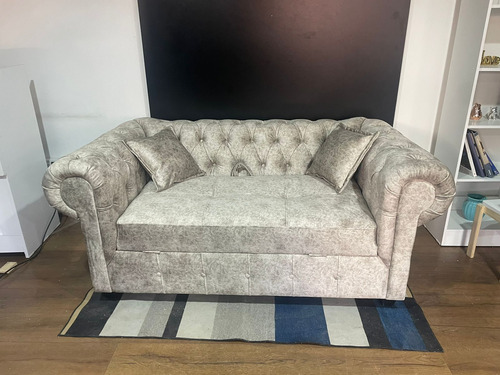Sofa Chesterfield Con Baul