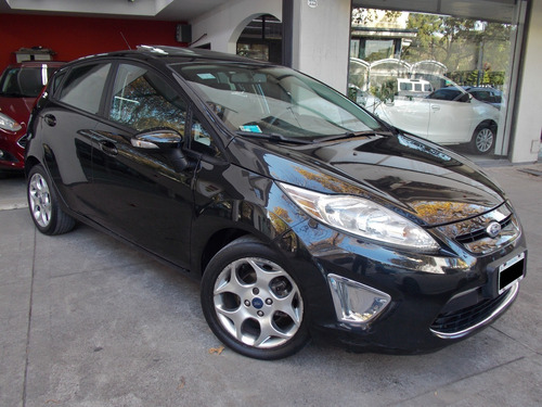 Imagen 4 de 15 de Ford Fiesta Kinetic Design 1.6 Titanium 2011 Carbone