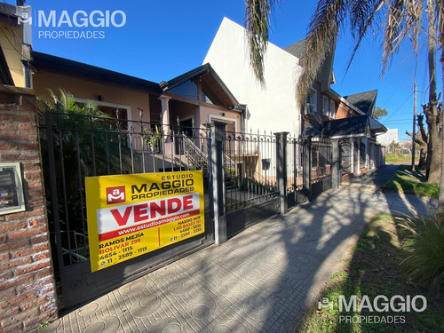 Casa Venta El Palomar 4 Ambientes
