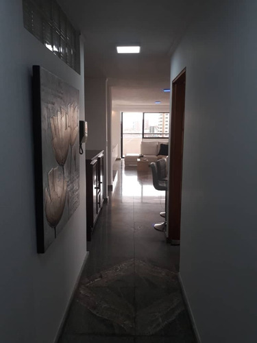 Imagen 3 de 17 de Hermosa Vista Al Mar, Totalmente Remodelado