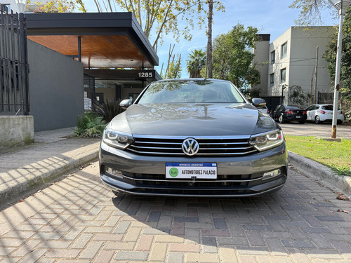 Volkswagen Passat 2.0 Tsi Highline 220cv