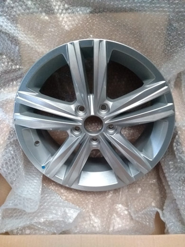 Imagem 1 de 8 de Roda Original Aro 15 Novo Polo Virtus Vw
