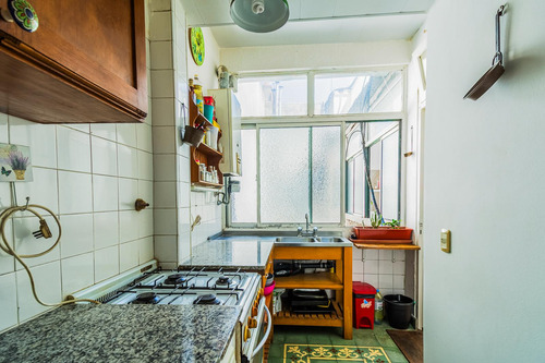 Venta Departamento 2 Ambientes Lateral Piso Alto En Balvanera