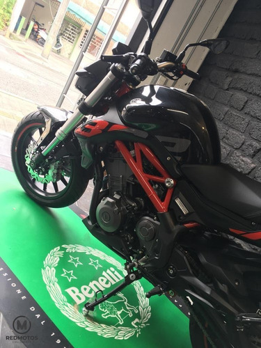 Benelli 302s Modelo 2022