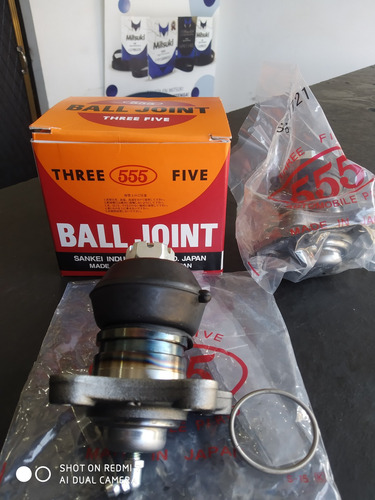 Imagen 2 de 3 de Munones Superior De Mitsubishi Montero Dakar Marca 555 Japon