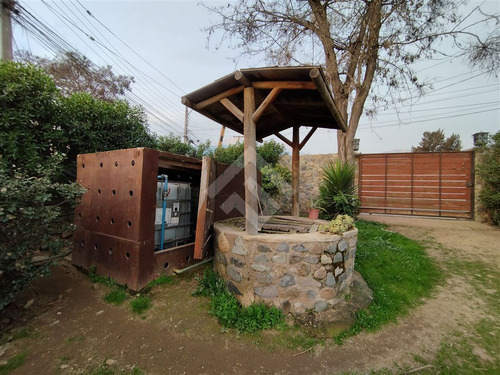 Casa En Arriendo De 3 Dorm. En Olmué