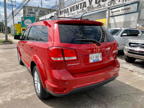 Imagen 12 de 15 de Dodge Journey 2015 2.4 Sxt 7 Pasajeros Plus Mt