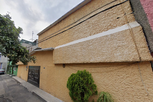 Venta De Casa En Ampliación Santiago Acahualtepec. Iztapalapa, Cdmx Mbdelr