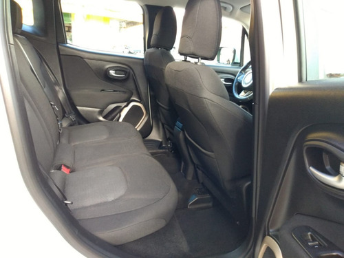 Imagem 6 de 12 de Jeep Renegade