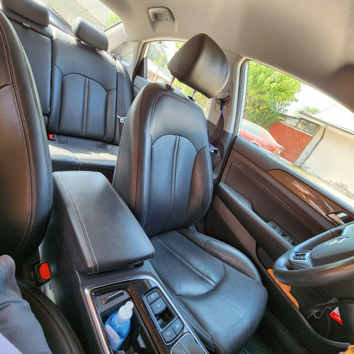 Imagen 14 de 20 de Hyundai Sonata Hev Premium Hev 2.0 Premium