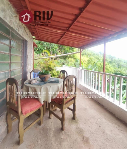 Venta - Casa En Carayaca. Estado La Guaira.