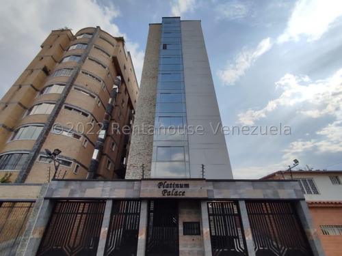 Apartamento En Venta, Urb El Bosque, Las Delicias 23-5803 Yr