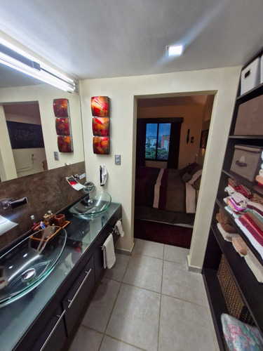 Townhouse De Oportunidad En Lomas Del Este-sl