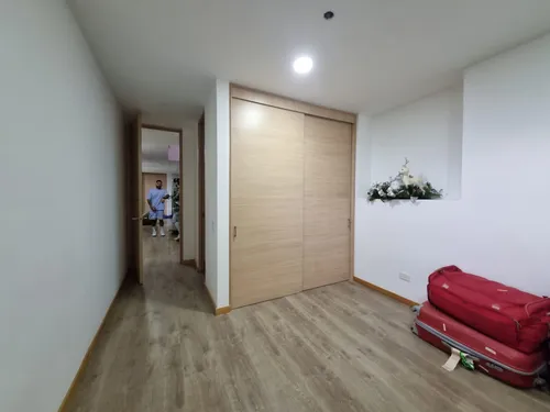 Apartamento En Venta En Loma De Las Brujas. Cod V12407