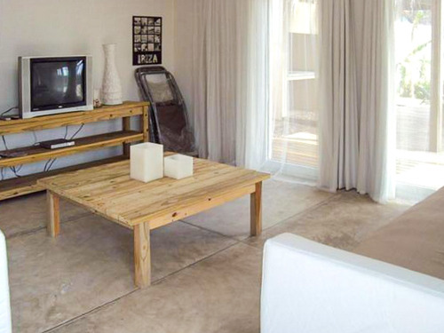 Casa En Venta De 3 Dormitorios En Manantiales