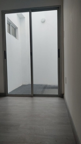 Imagen 4 de 8 de Apartamento Loft A La Venta En Montevideo Alquilado | Aguada