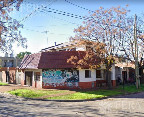 Imagen 2 de 14 de Venta De Casa 3 Ambientes Con Cochera, Patio, Quincho Y Parrila En Berazategui (27158)