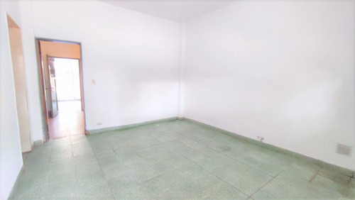 Imagen 4 de 17 de Casa En Venta En Jose Leon Suarez