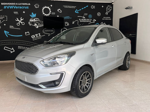 Ford Figo SEDAN TITANIUM 1.5L TA