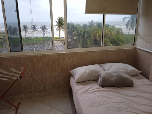 Imagen 14 de 18 de En Venta Apartamento En Tucacas Res. La Macarena Suites. Daniela J
