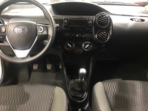 Toyota Etios 1.5 Xs 2017