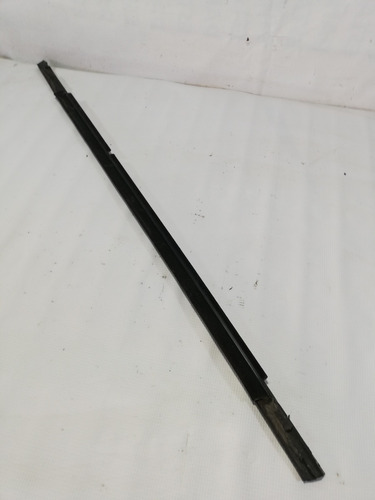 Cañuela Ext Trasero Derecho Dodge Dart 2.0 13-16 Original (Usado)