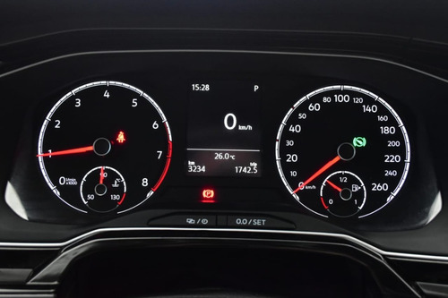 Volkswagen Nivus Confortline A/t 2021 - 3.200km - $3.410.000