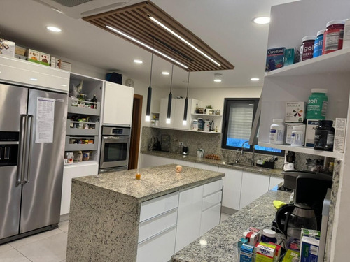 Pent-house En Venta En Urbanización Real