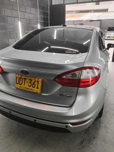 Ford Fiesta 1.6 Hatchback Se