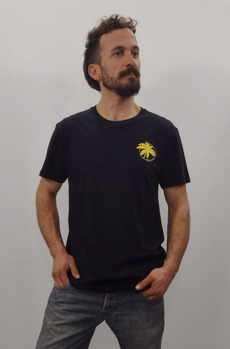 Imagen 4 de 4 de Remera Kenia
