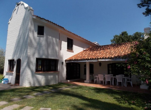Venta Casa 3 Dormitorios, San Rafael, Punta Del Este