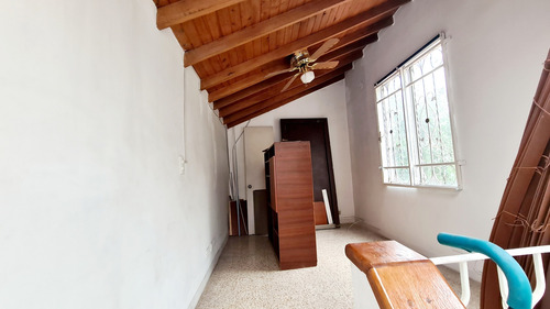 Imagen 14 de 15 de Hermosa Casa En La Loma De Los Bernal