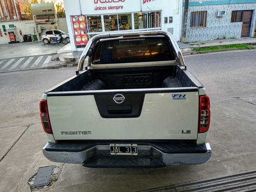 Nissan Frontier 2010 2.5 Le Cab Doble 4x4