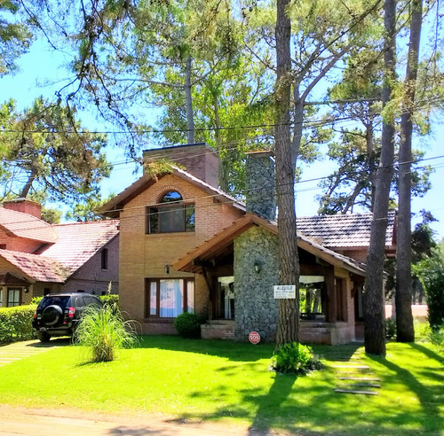 Pinamar.inmejorable Zona. Disponible Vacaciones De Invierno.