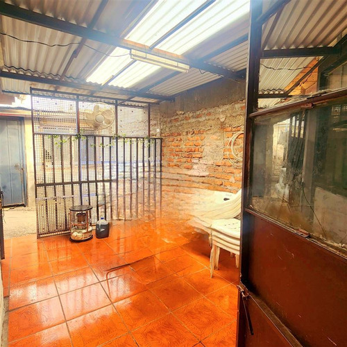 Casa En Venta De 3h, 2b, 2estc + Bog En Puente Alto Av.