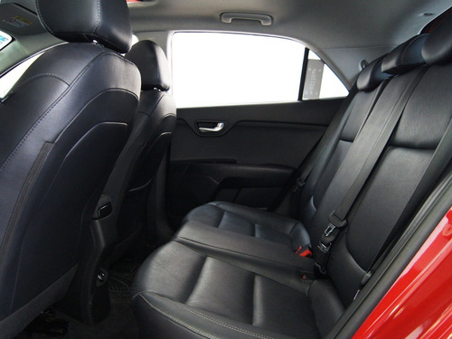 Imagen 9 de 15 de Kia Rio Hb Ex Pack 2019 Rojo