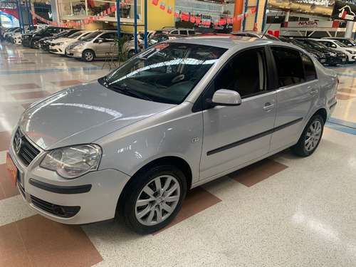 Polo Sedan 1.6 Flex Completo
