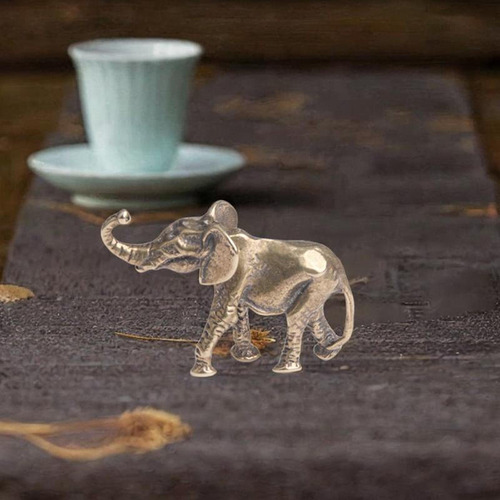 Pequeña Estatua De En Miniatura, Estante